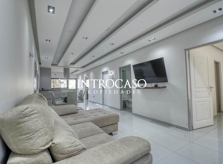 Casa · 433m² · 6 Ambientes · 2 Cocheras