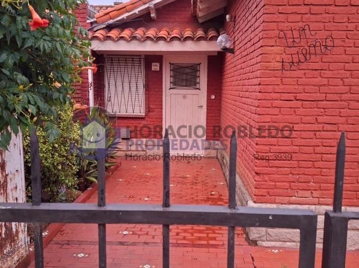 Casa · 95m² · 3 Ambientes · 1 Cochera