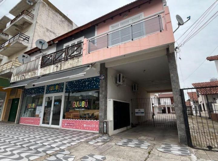 Casa · 60m² · 3 Ambientes · 1 Cochera