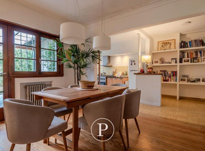 Casa · 172m² · 5 Ambientes · 1 Cochera