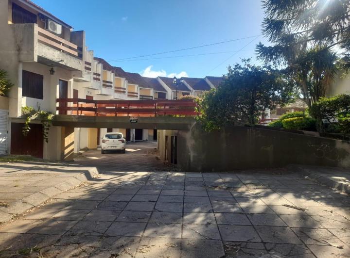 Casa · 90m² · 3 Ambientes · 1 Cochera