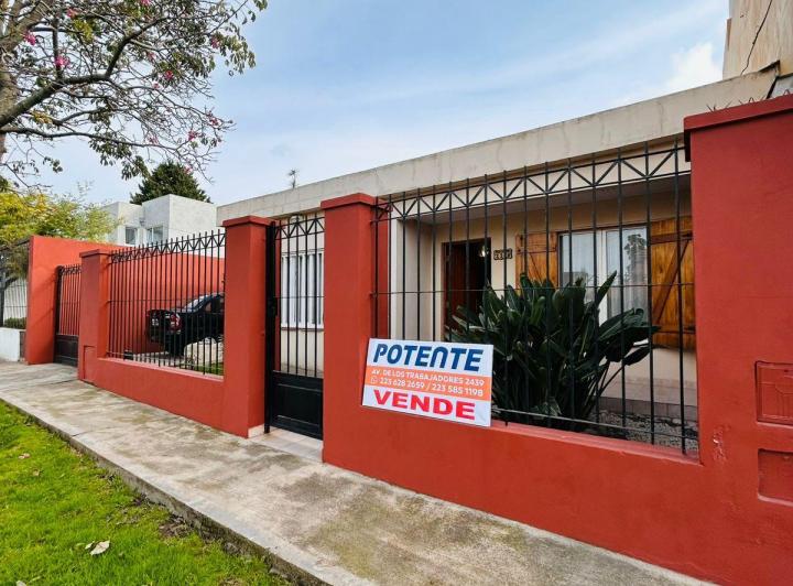 Casa · 115m² · 3 Ambientes · 1 Cochera