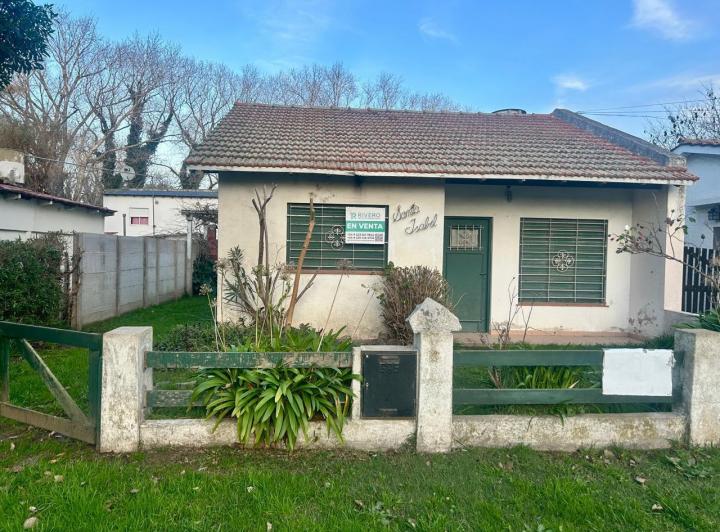 Casa · 200m² · 2 Dormitorios