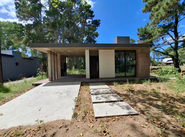 Casa · 69m² · 3 Ambientes · 1 Cochera