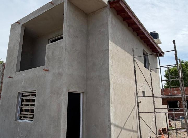 Casa · 35m² · 2 Ambientes · 1 Cochera