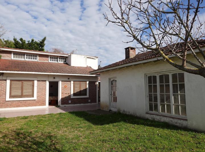 Casa · 87m² · 4 Ambientes · 1 Cochera