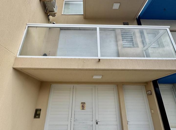Casa · 120m² · 2 Dormitorios · 1 Cochera