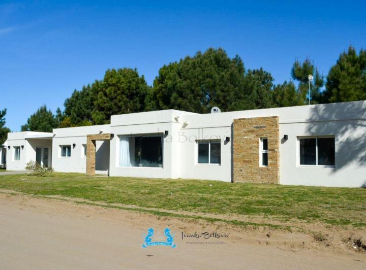 Casa · 160m² · 5 Ambientes · 1 Cochera