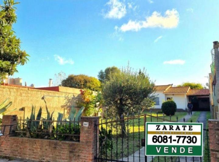 Casa · 70m² · 4 Ambientes · 1 Cochera