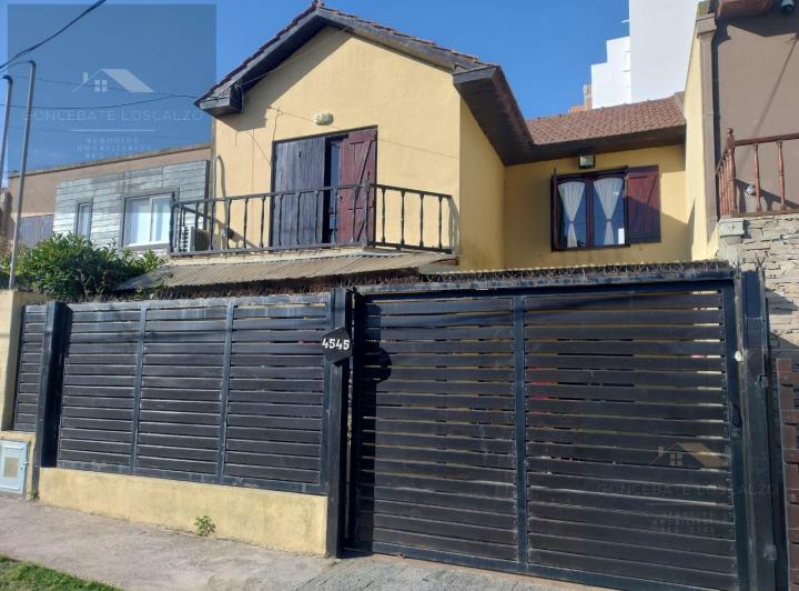 Casa · 95m² · 3 Ambientes · 1 Cochera
