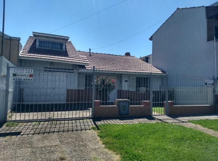 Casa · 120m² · 3 Ambientes · 1 Cochera