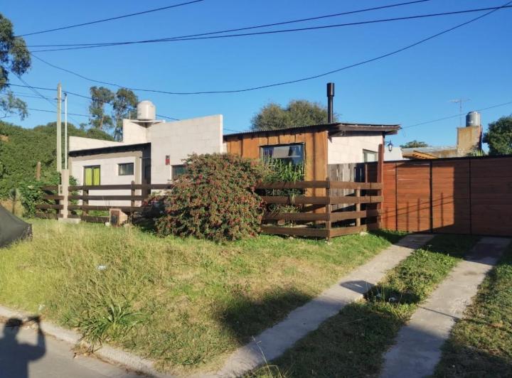 Casa · 80m² · 2 Ambientes · 1 Cochera