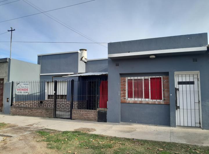 Casa · 110m² · 3 Ambientes · 1 Cochera