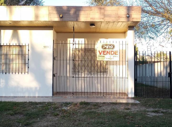 Casa · 80m² · 4 Ambientes · 1 Cochera