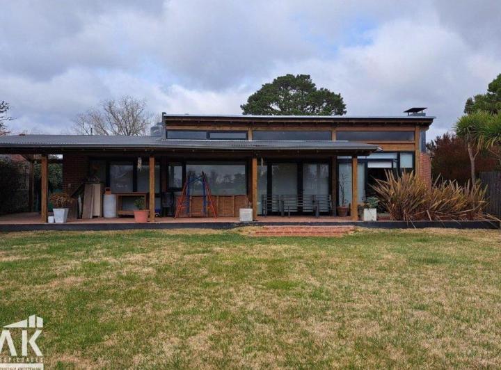 Casa · 84m² · 1 Ambiente · 1 Cochera