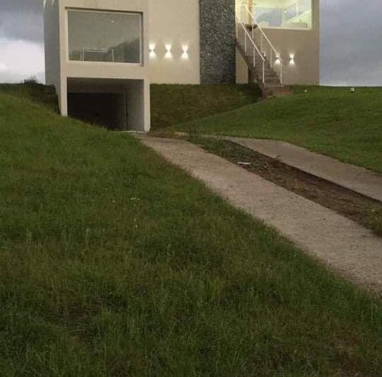 Casa · 140m² · 4 Ambientes