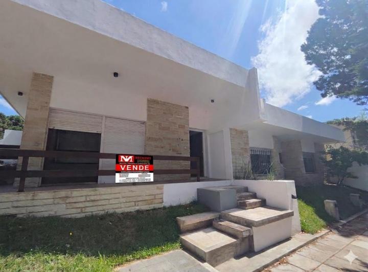 Casa · 80m² · 4 Ambientes · 1 Cochera