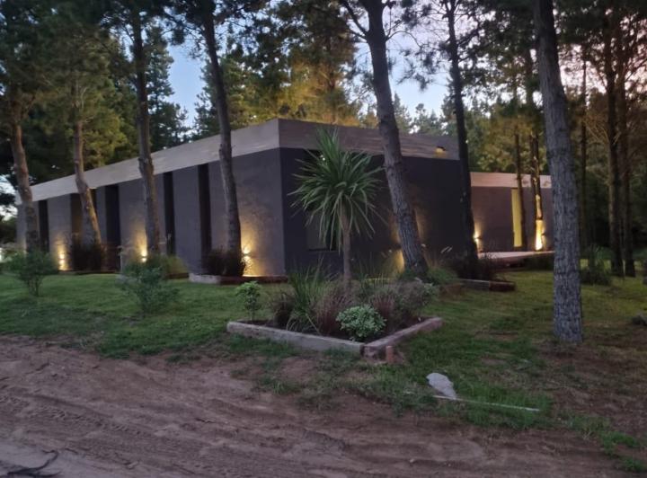 Casa · 270m² · 5 Ambientes