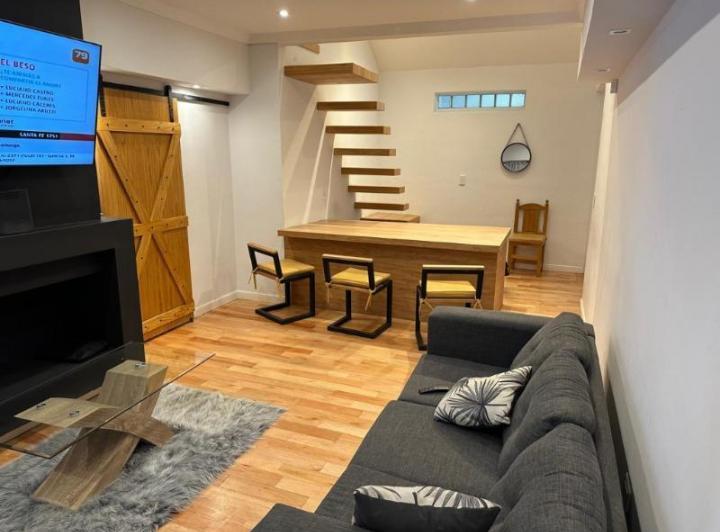 Casa · 1m² · 4 Ambientes · 1 Cochera