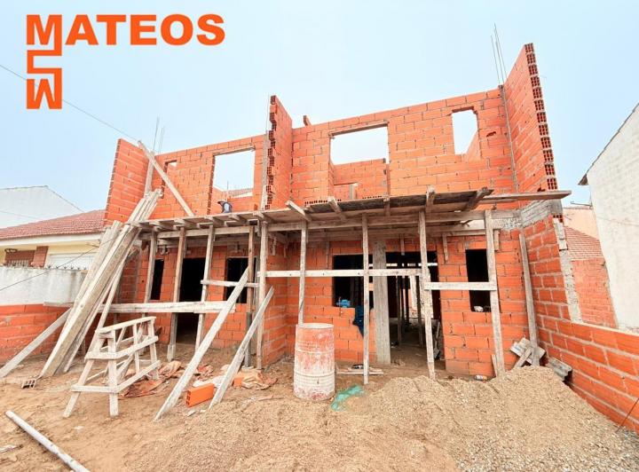 Casa · 45m² · 3 Ambientes · 1 Cochera