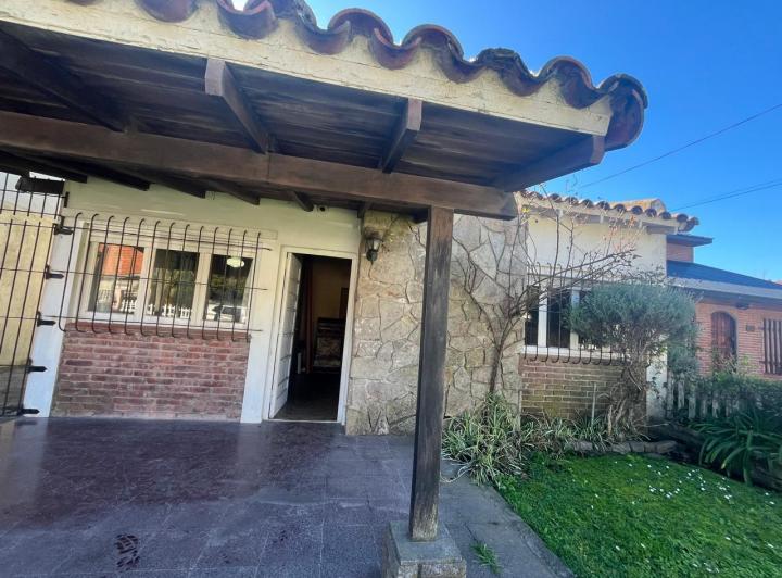 Casa · 100m² · 2 Dormitorios