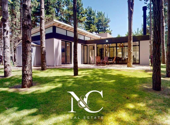 Casa · 150m² · 5 Ambientes