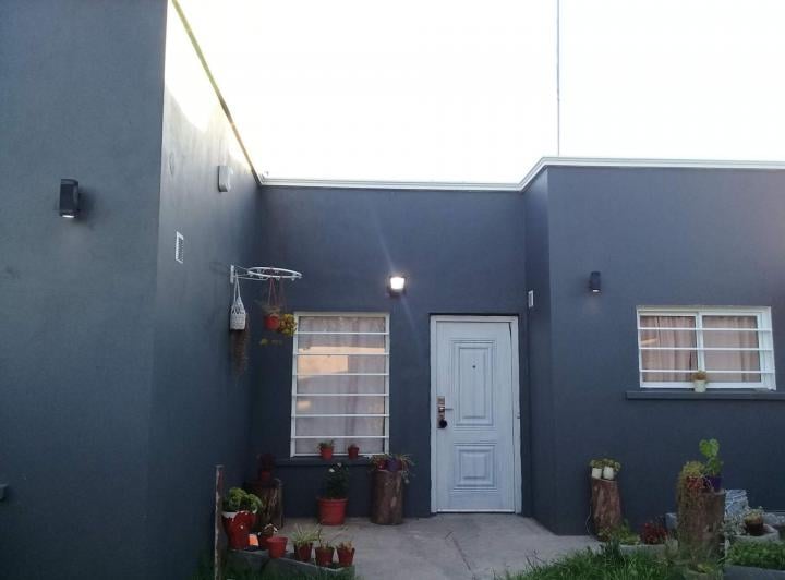 Casa · 79m² · 4 Ambientes · 1 Cochera