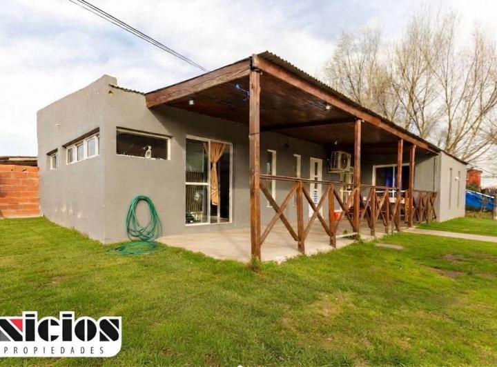 Casa · 1m² · 3 Ambientes