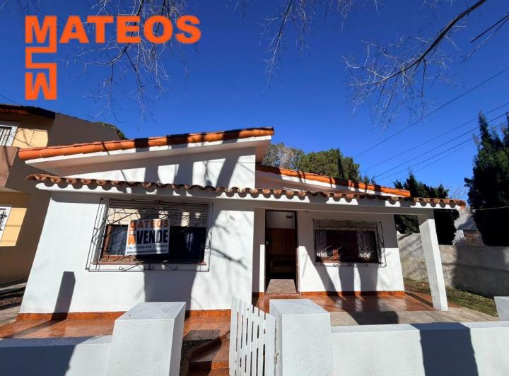 Casa · 40m² · 3 Ambientes · 1 Cochera