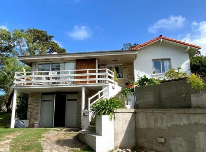 Casa · 182m² · 4 Ambientes