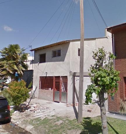 Casa · 215m² · 5 Dormitorios · 3 Cocheras
