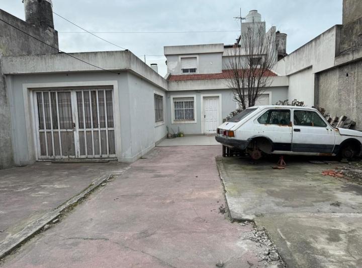 Casa · 63m² · 3 Ambientes · 1 Cochera