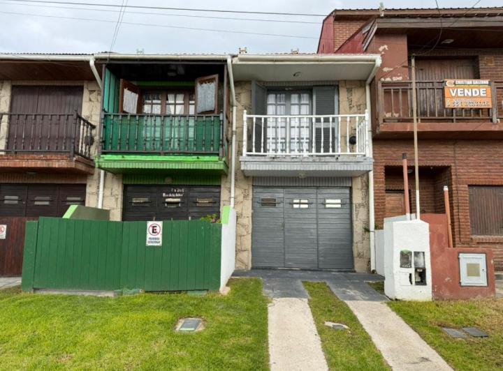 Casa · 115m² · 4 Ambientes · 1 Cochera