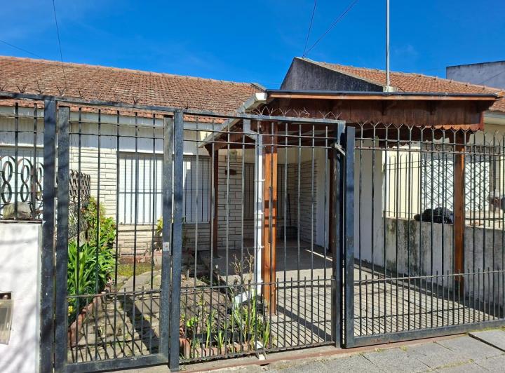 Casa · 65m² · 2 Dormitorios · 1 Cochera
