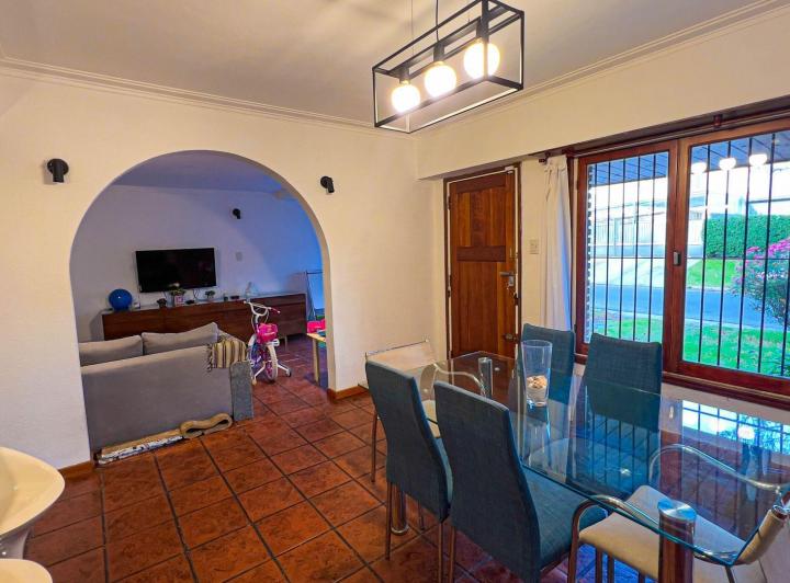Casa · 110m² · 4 Ambientes · 1 Cochera