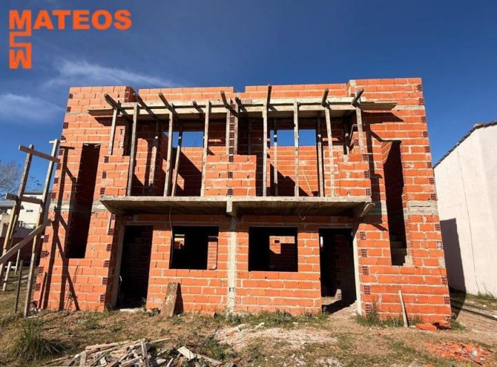 Casa · 45m² · 3 Ambientes · 1 Cochera