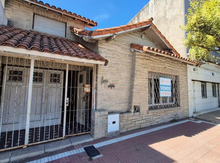 Casa · 141m² · 4 Ambientes · 1 Cochera