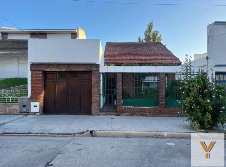 Casa · 170m² · 5 Ambientes