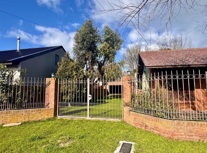 Casa · 90m² · 4 Ambientes · 1 Cochera