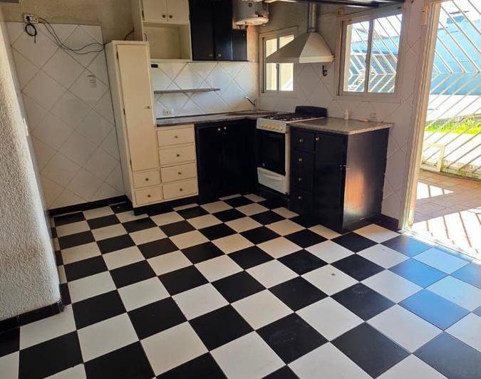 Casa · 140m² · 1 Ambiente