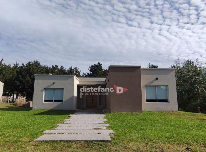 Casa · 245m² · 6 Ambientes