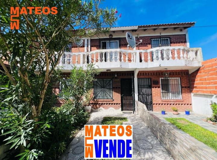 Casa · 50m² · 4 Ambientes · 1 Cochera