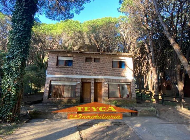 Casa · 144m² · 5 Ambientes
