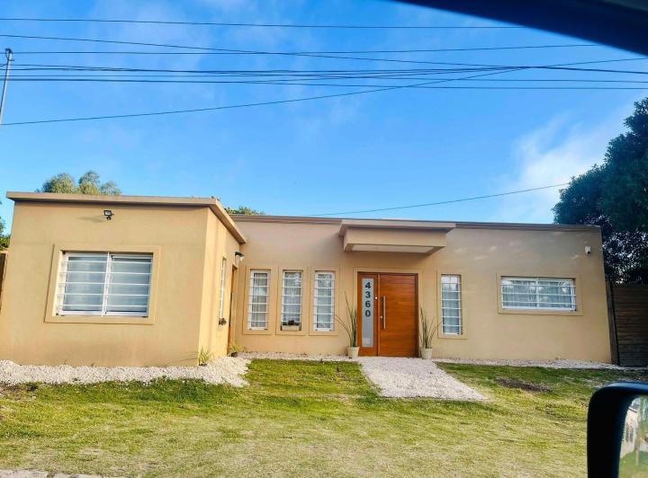 Casa · 178m² · 5 Ambientes