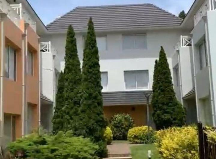 Casa · 101m² · 4 Ambientes · 1 Cochera