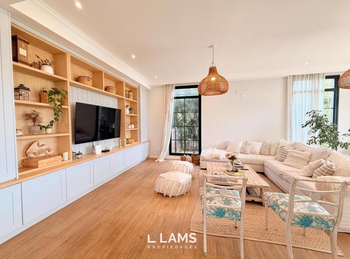 Casa · 376m² · 6 Ambientes