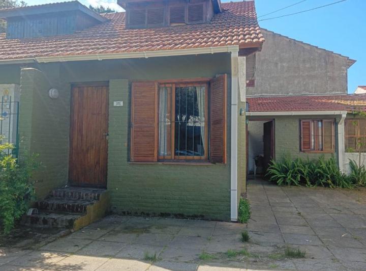Casa · 100m² · 3 Ambientes · 1 Cochera