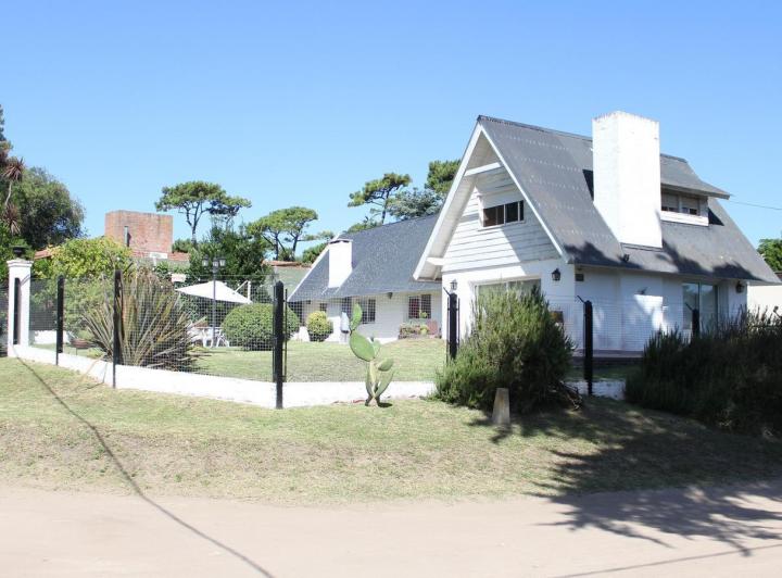 Casa · 280m² · 5 Ambientes