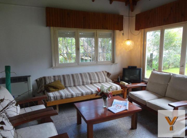 Casa · 145m² · 4 Ambientes · 2 Cocheras