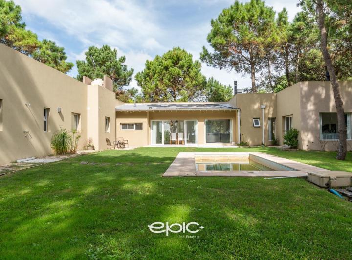 Casa · 200m² · 4 Ambientes